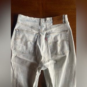 Levi’s Ribcage straight leg jeans